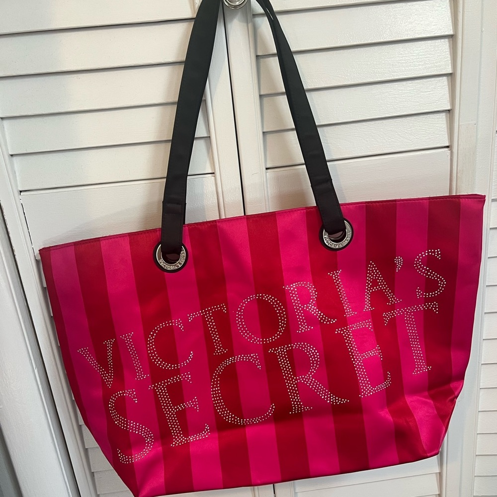 Victoria’s Secret tote bag